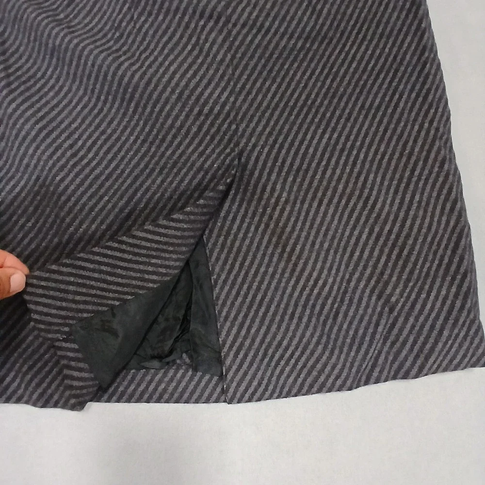Louis‎ Feraud Vintage Women's Black Gray Striped Skirt US 14 MADE IN W.GERMANY